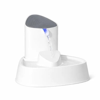 Fontaine à eau pour chat | StreamArc Fountain™ Moustache & Cie