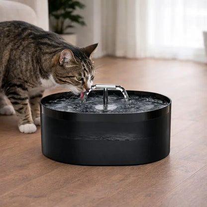 Fontaine à Eau pour Chat Silencieuse – 2,2L, Format Compact & Stable Moustache & Cie